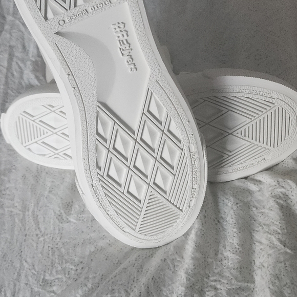 PF Flyers with removable chain size 7.8 new - Picture 7 of 11